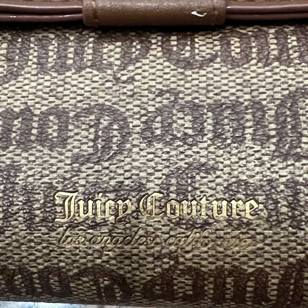 Juicy Couture Monogram Peek A Bow Large Multi Zip Around Wallet brown bow accent